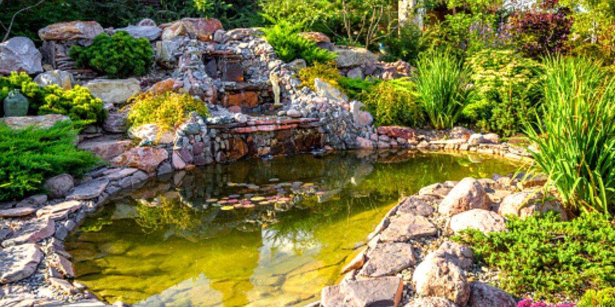 ZSC-Increase-Home-Value-with-Backyard-Stone small manmade stone waterfall